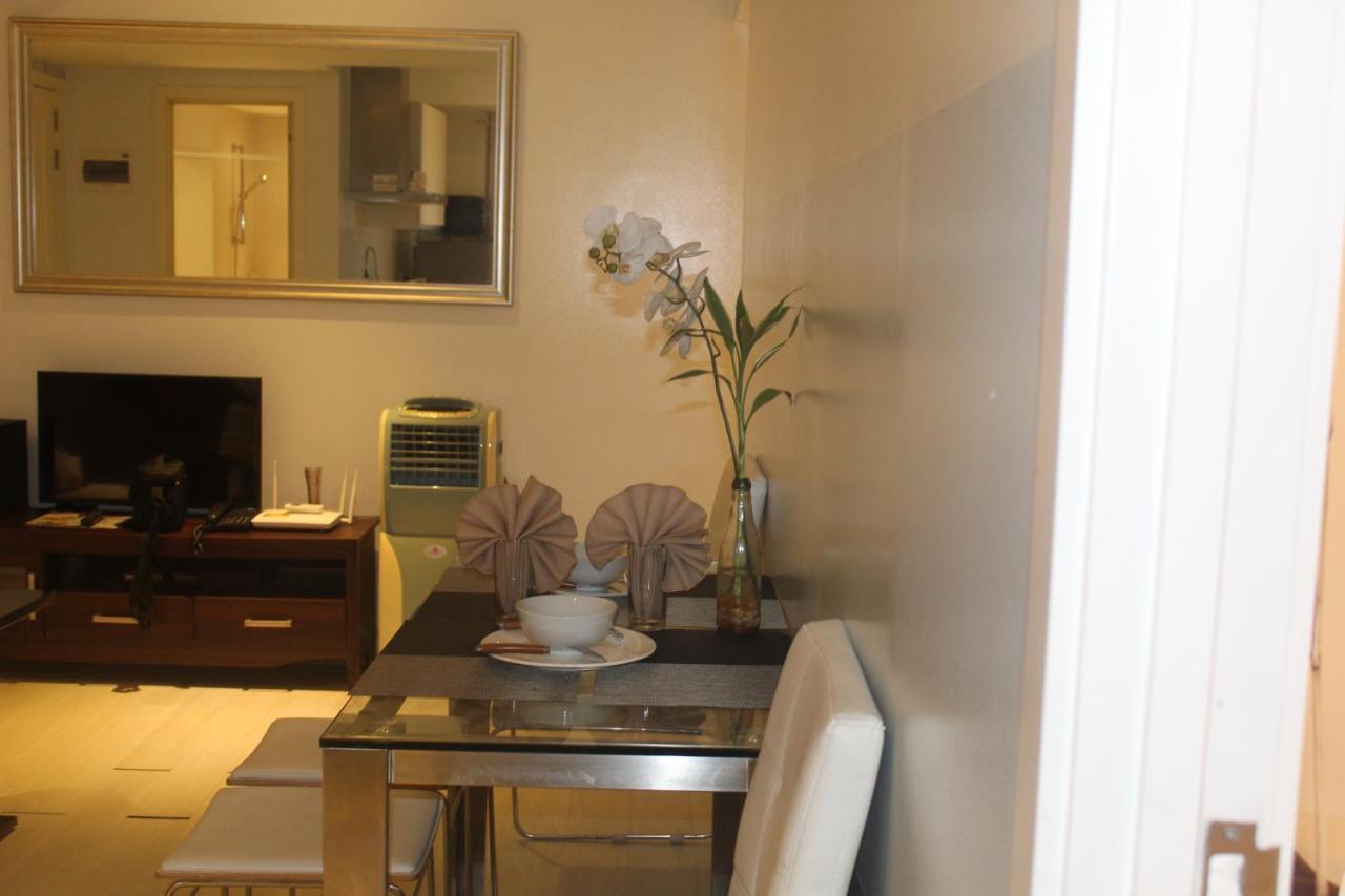 Azure C2 Balcony Wifi Near Mall Airport Multiple Units Paranaque City Екстериор снимка