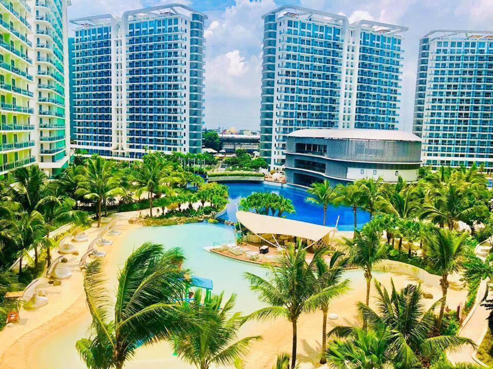Azure C2 Balcony Wifi Near Mall Airport Multiple Units Paranaque City Екстериор снимка