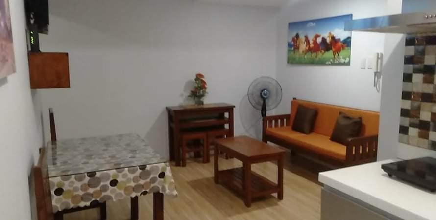 Azure C2 Balcony Wifi Near Mall Airport Multiple Units Paranaque City Екстериор снимка