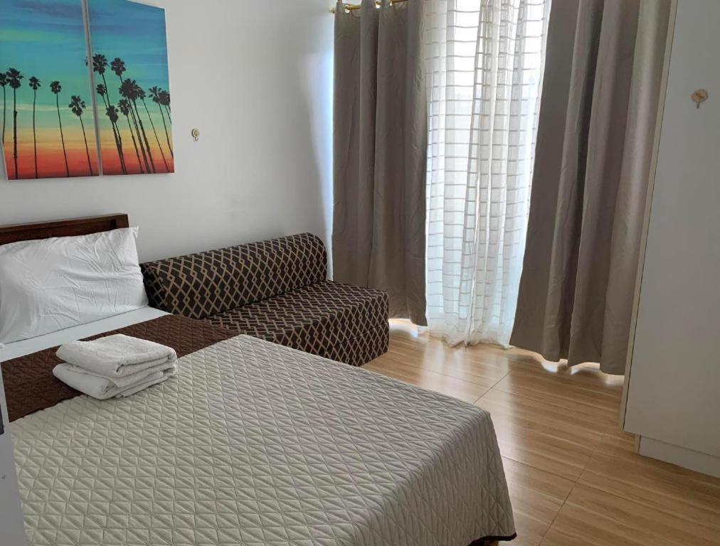 Azure C2 Balcony Wifi Near Mall Airport Multiple Units Paranaque City Екстериор снимка