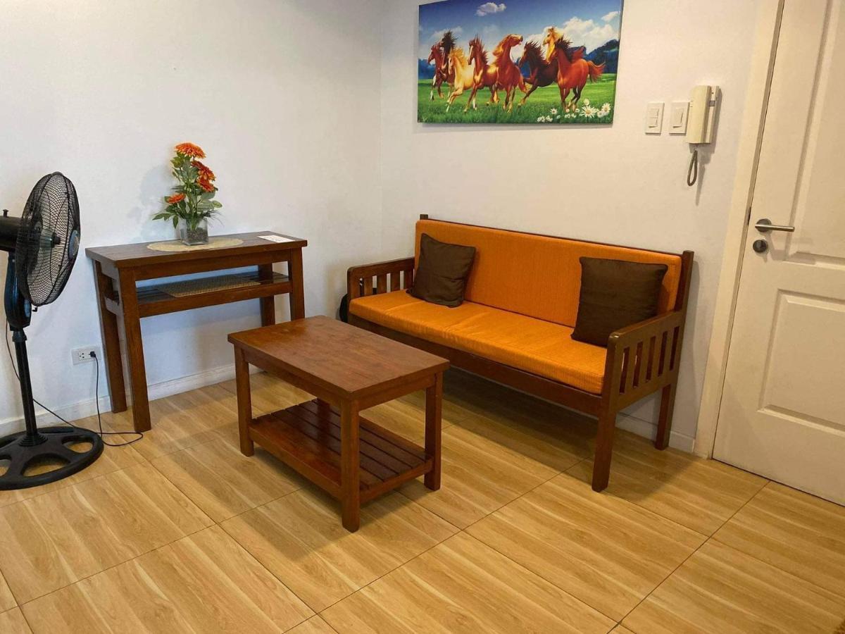 Azure C2 Balcony Wifi Near Mall Airport Multiple Units Paranaque City Екстериор снимка